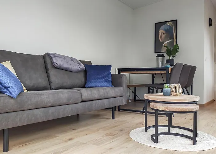 Gorgeous Home In Heinkenszand With House Sea View